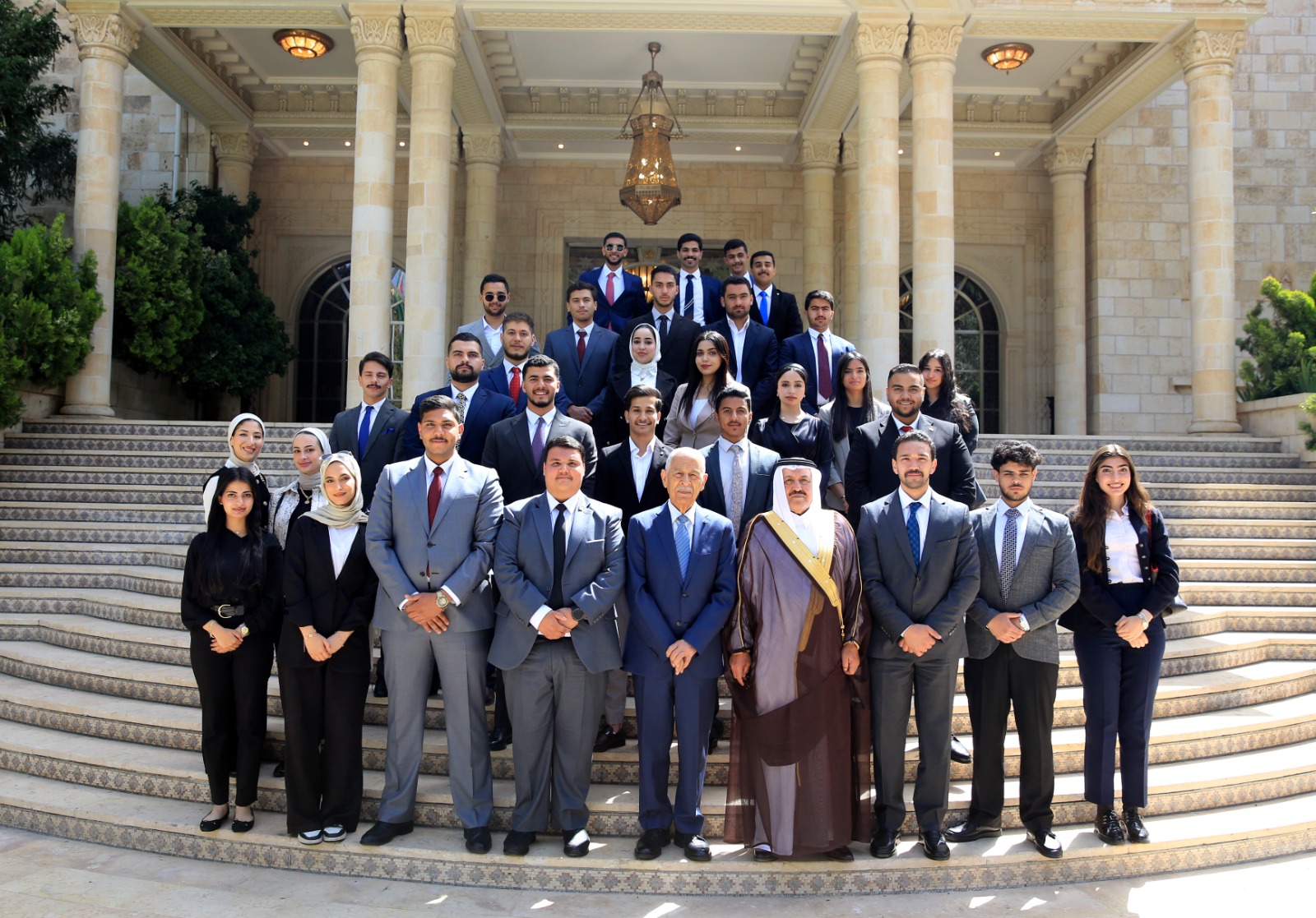 Madar Al-Saa Images 0.9159831447128762