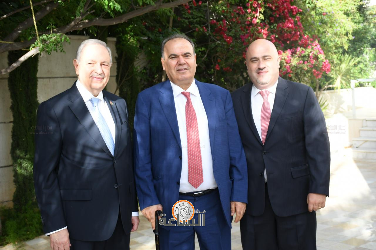 Madar Al-Saa Images 0.6468815108207204