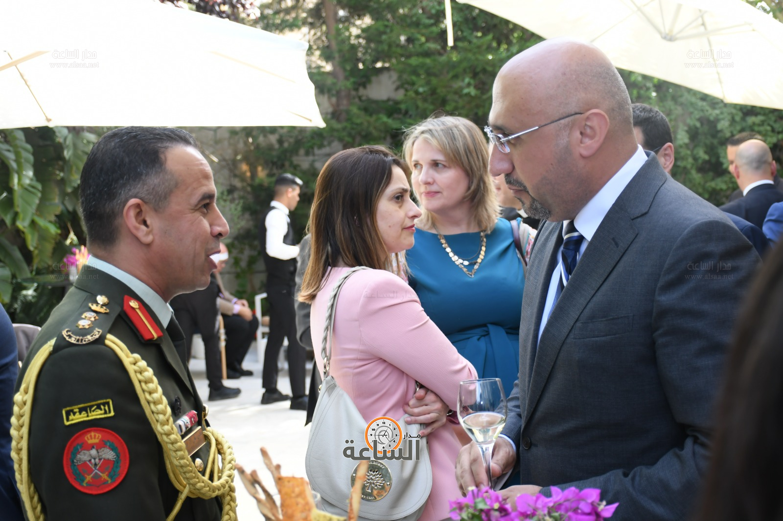 Madar Al-Saa Images 0.4065304710808456