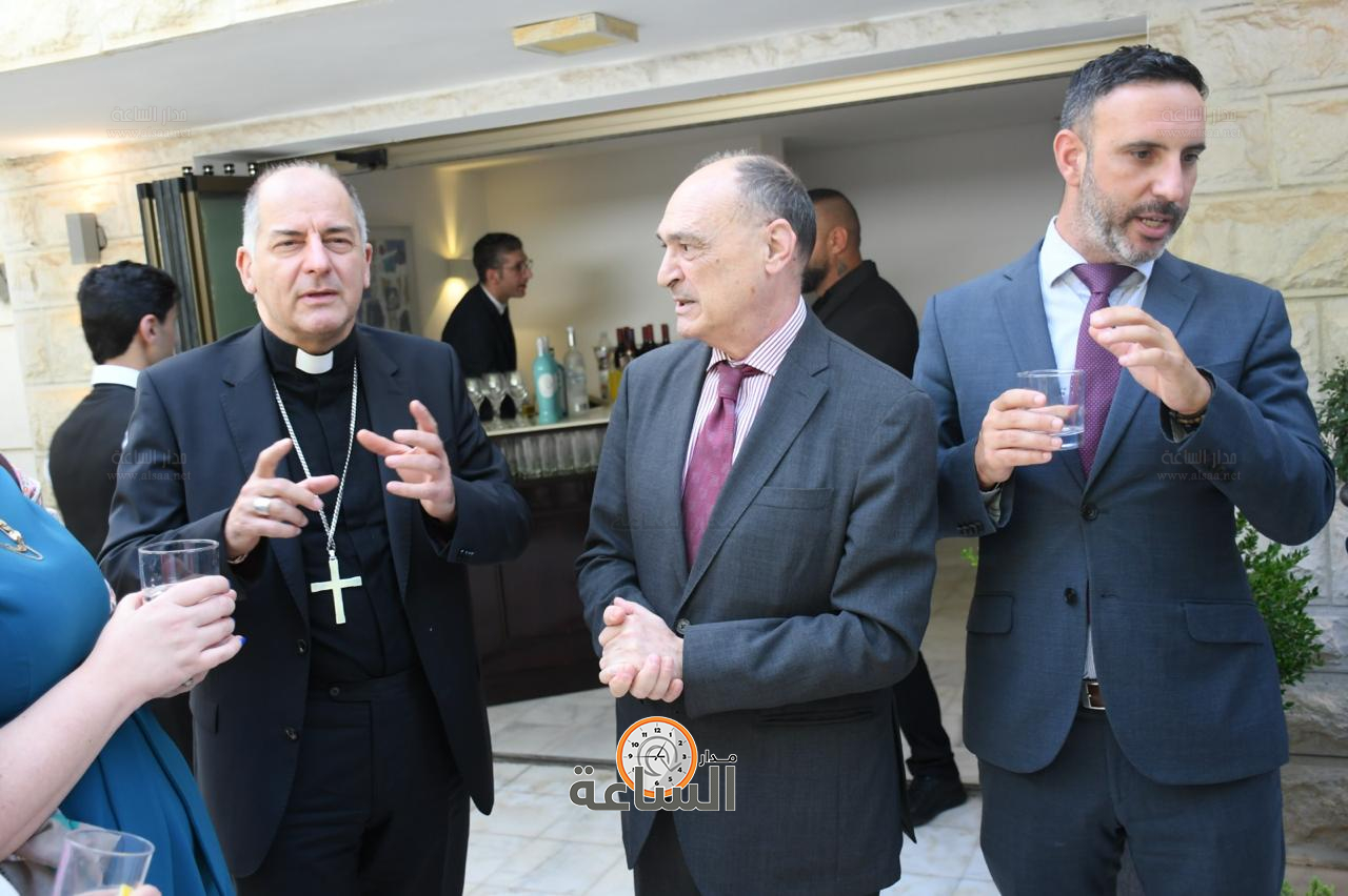 Madar Al-Saa Images 0.6195194900258568