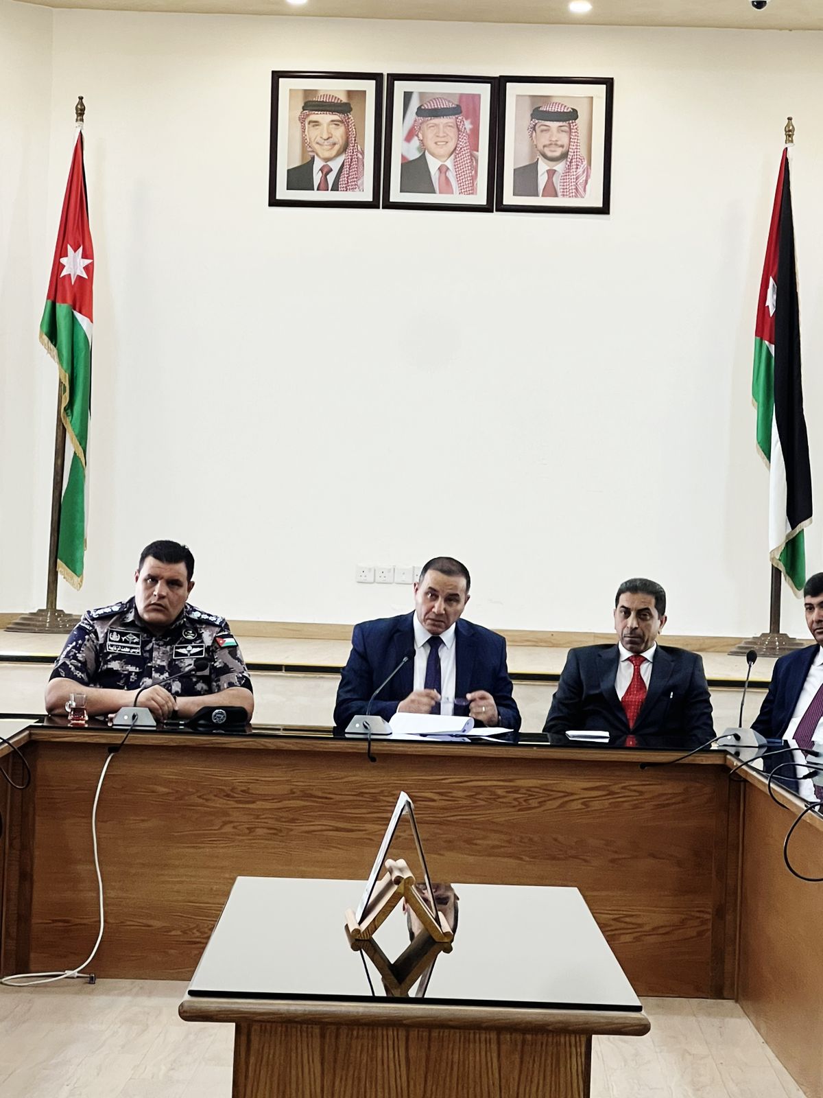 Madar Al-Saa Images 0.40286820379064203