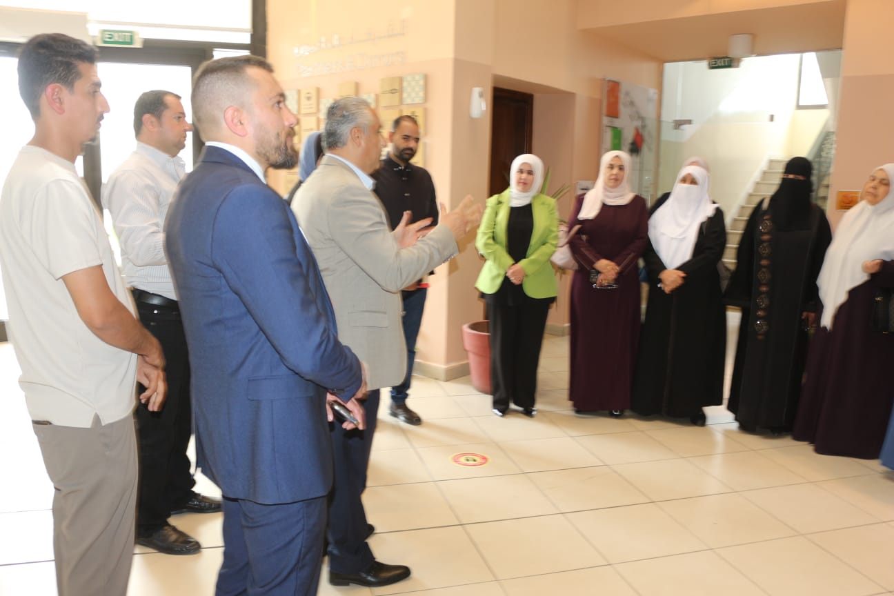 Madar Al-Saa Images 0.10343888672771873