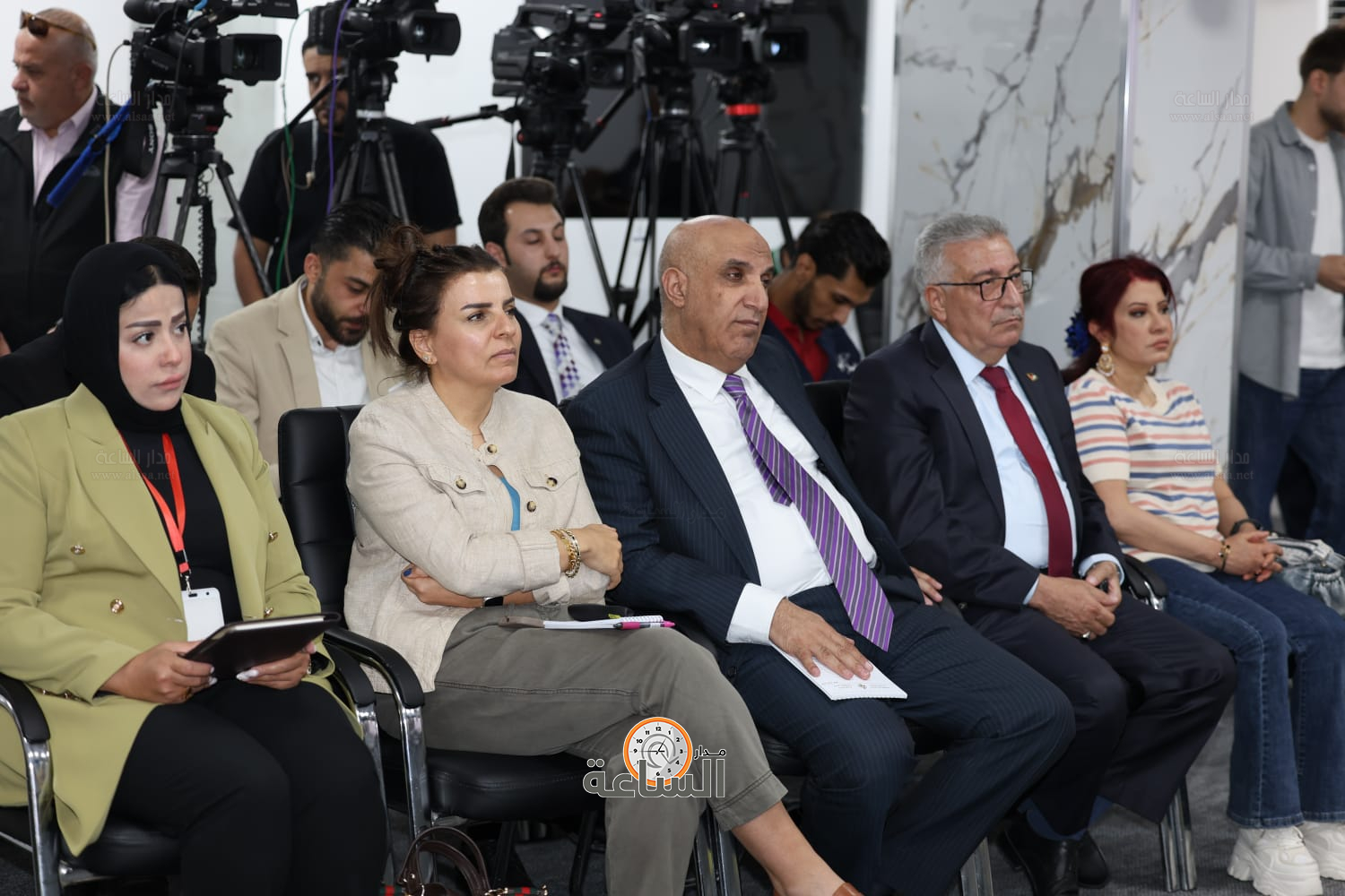 Madar Al-Saa Images 0.4016292109468391