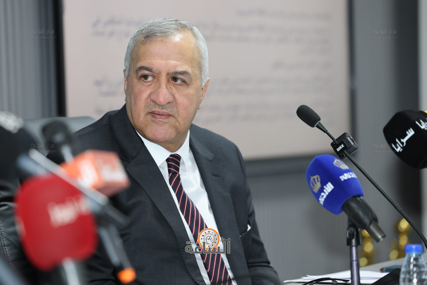 Madar Al-Saa Images 0.09417343696755542