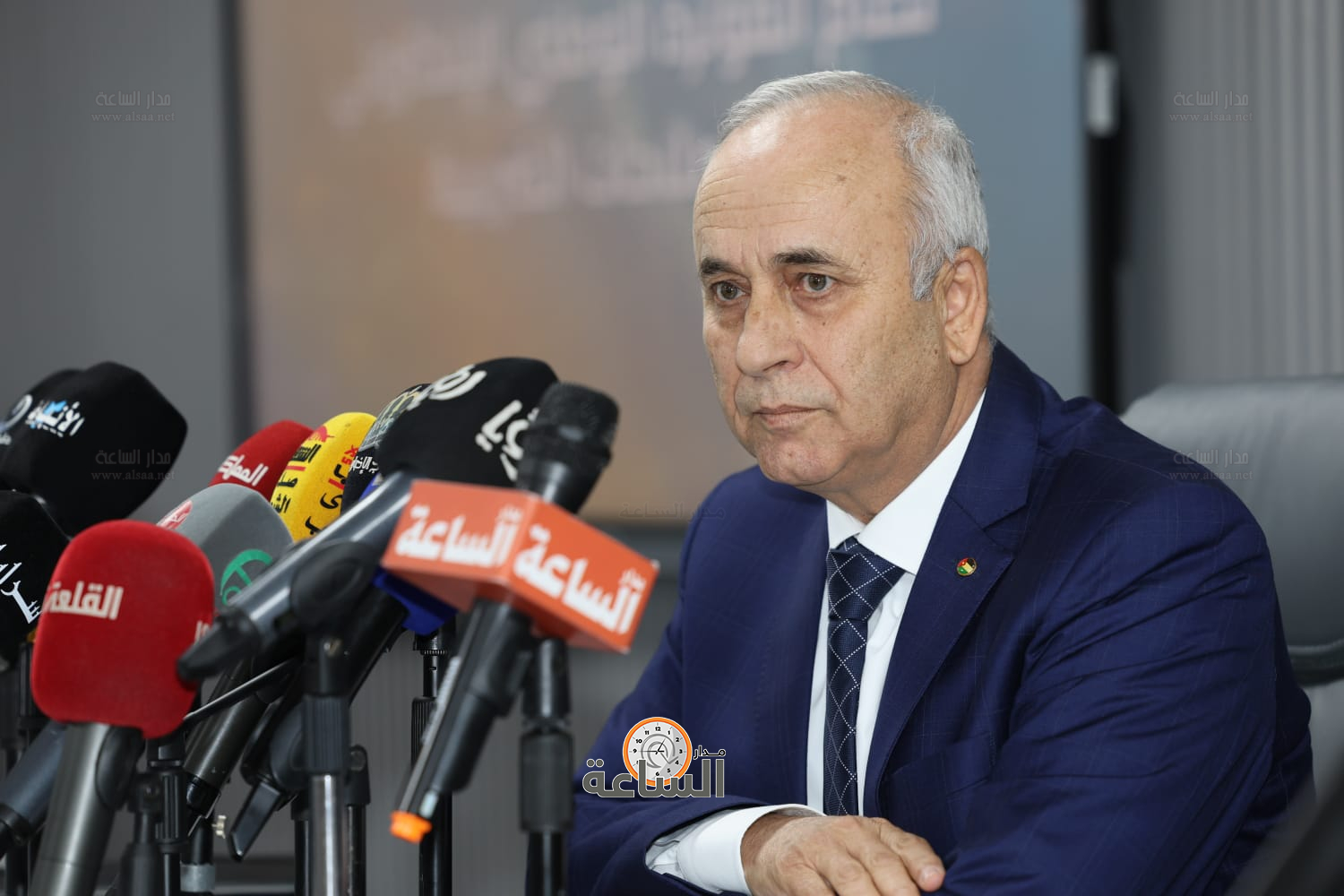 

مدير عام دائرة ضريبة الدخل والمبيعات حسام أبو علي

