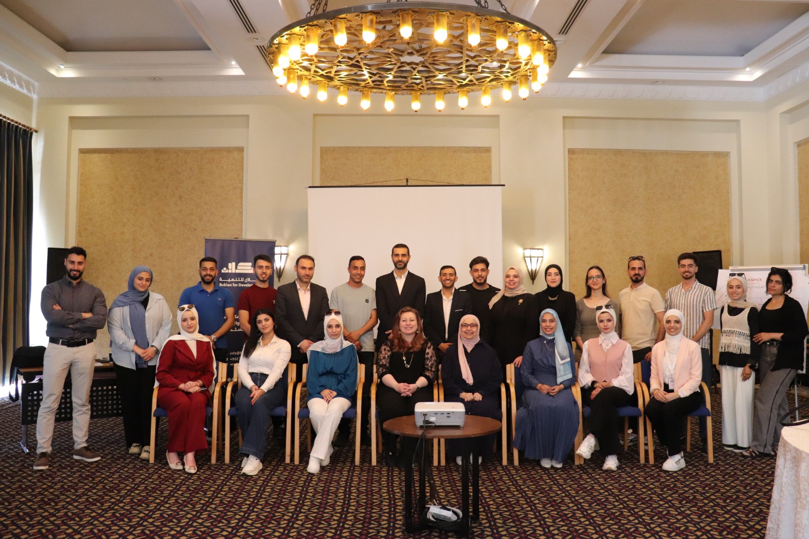 Madar Al-Saa Images 0.5506921627380446