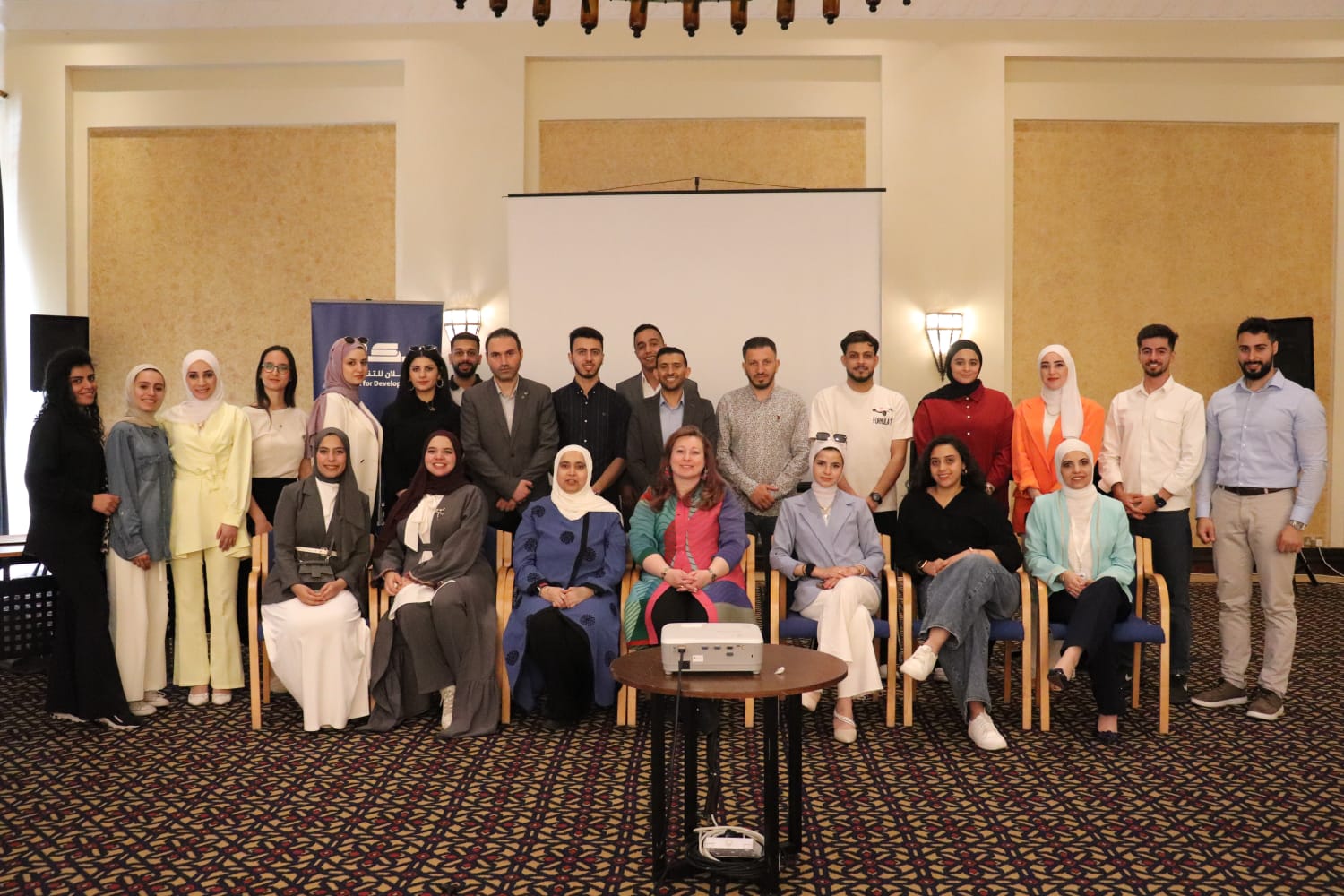 Madar Al-Saa Images 0.9795481370435271