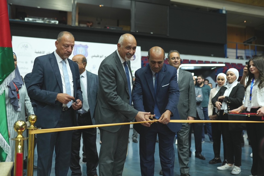 Madar Al-Saa Images 0.7418959292033437