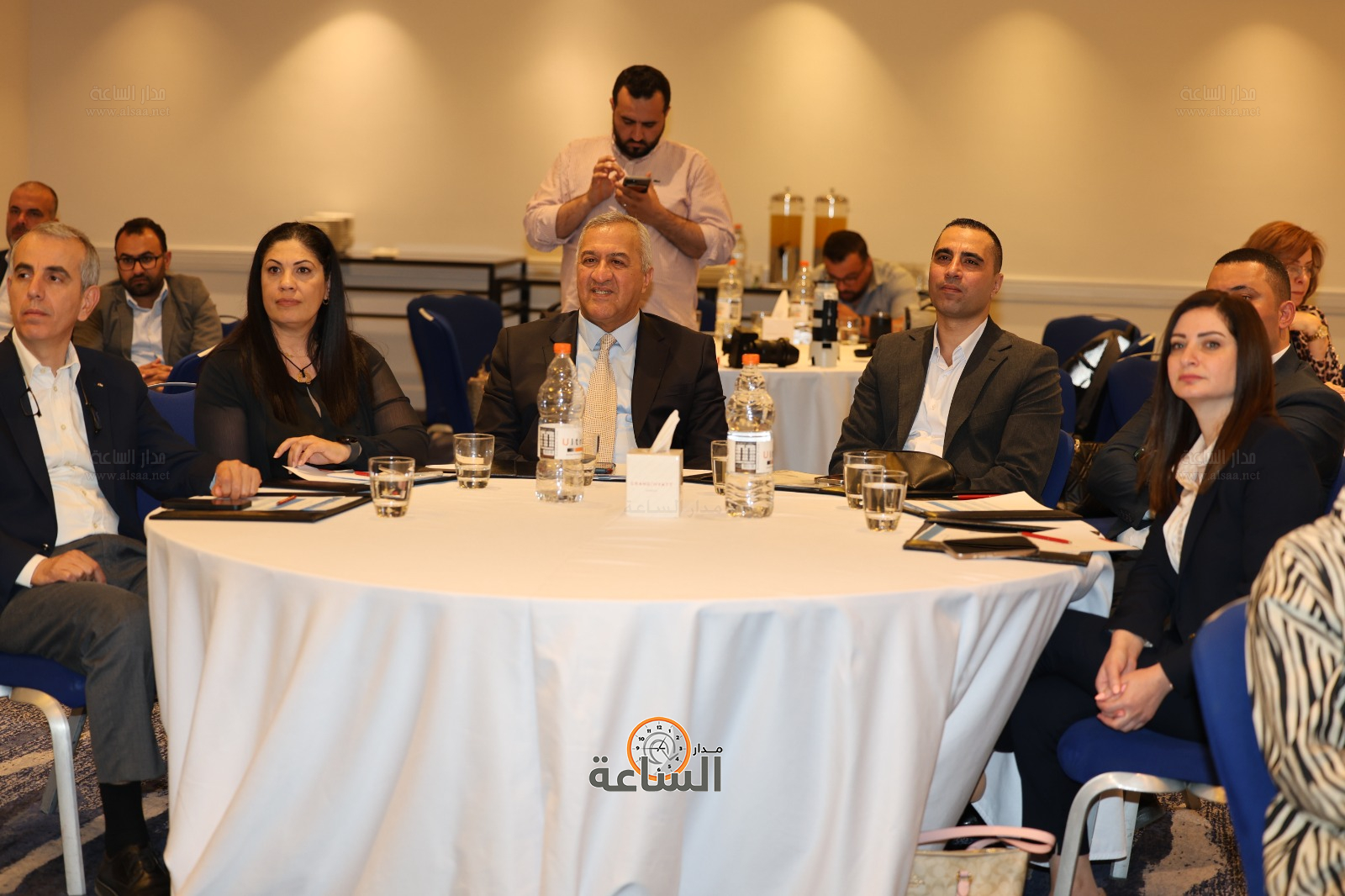 Madar Al-Saa Images 0.3239932167009839