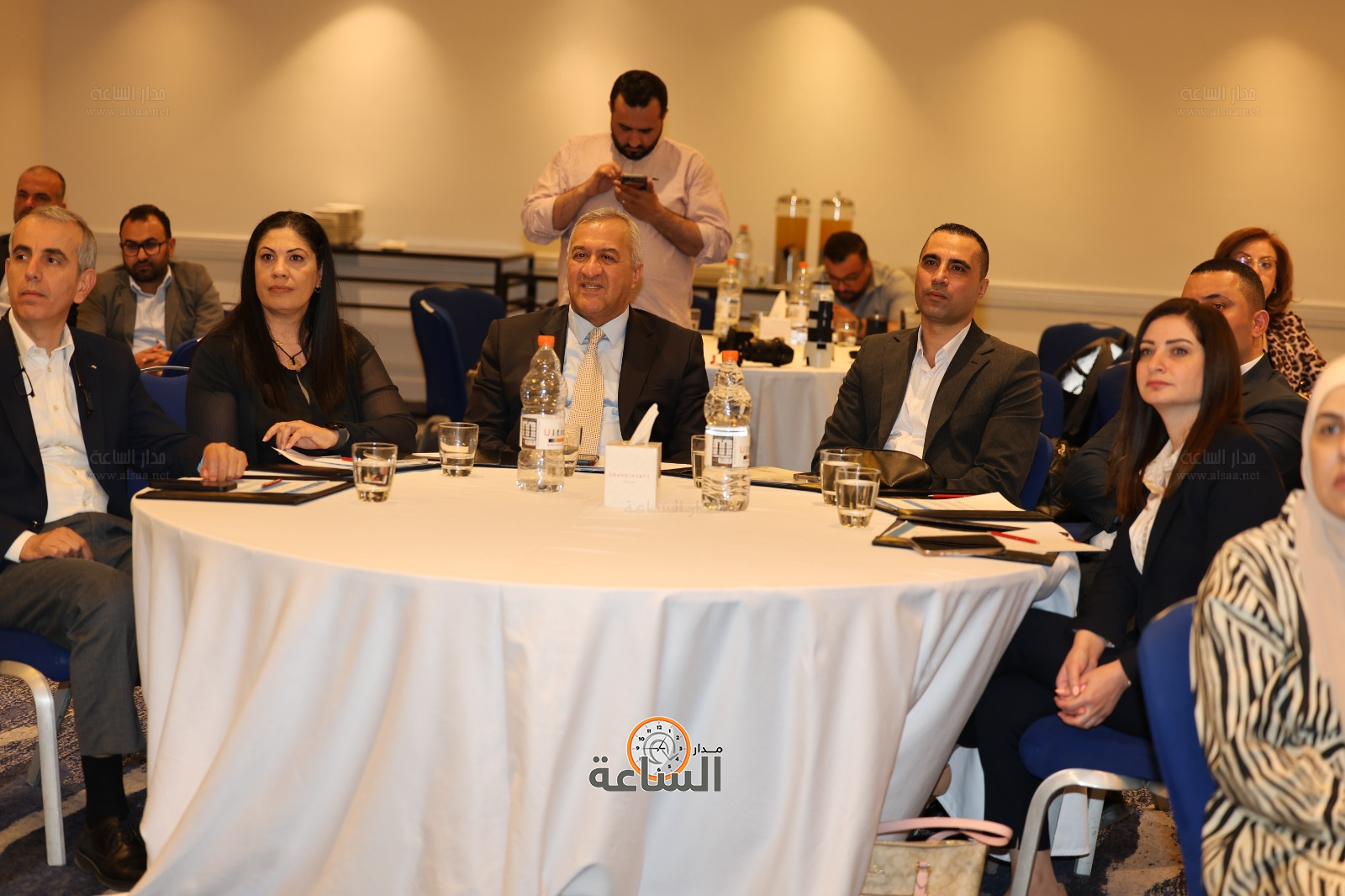 Madar Al-Saa Images 0.9692118228086158