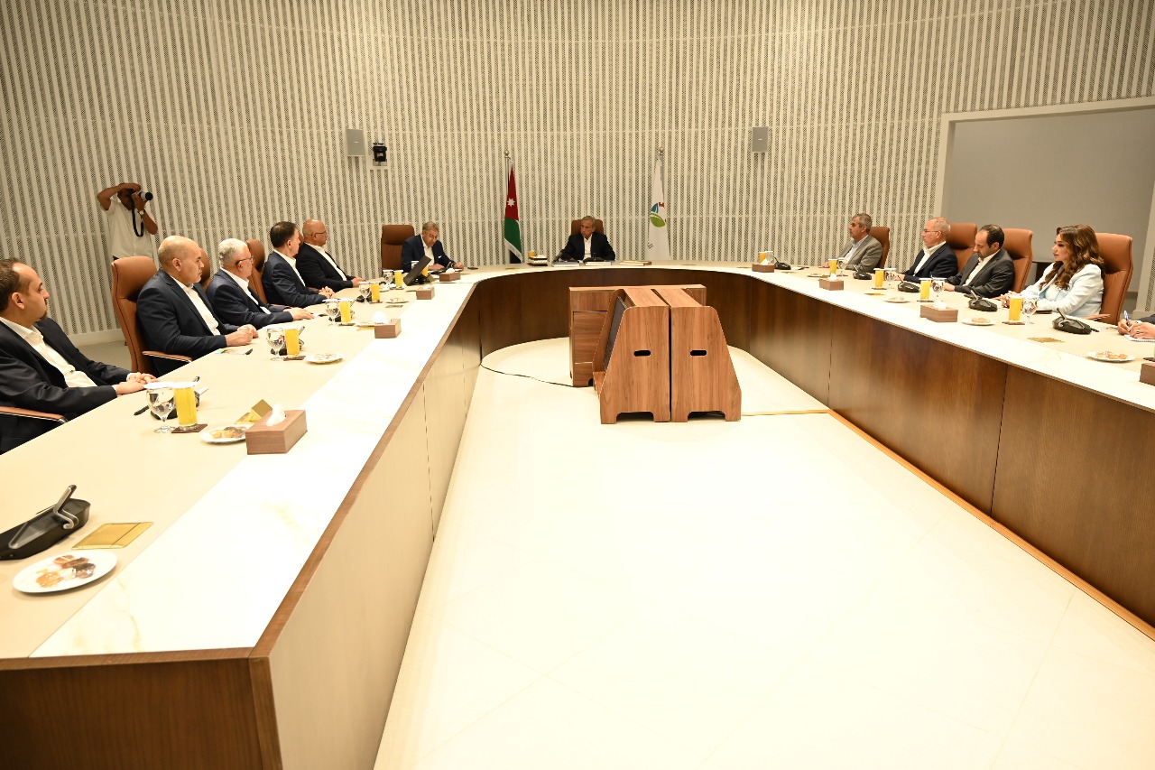 Madar Al-Saa Images 0.11067966144243291