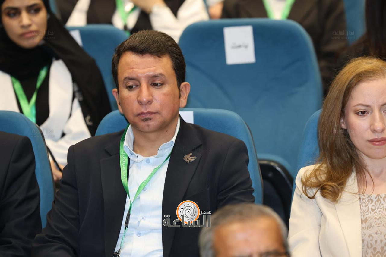 Madar Al-Saa Images 0.4339160627112243