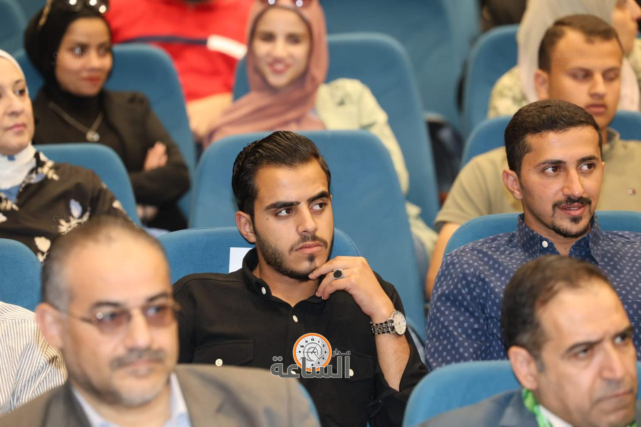 Madar Al-Saa Images 0.9001990963583564