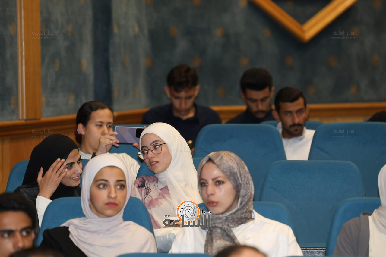 Madar Al-Saa Images 0.677400003611211