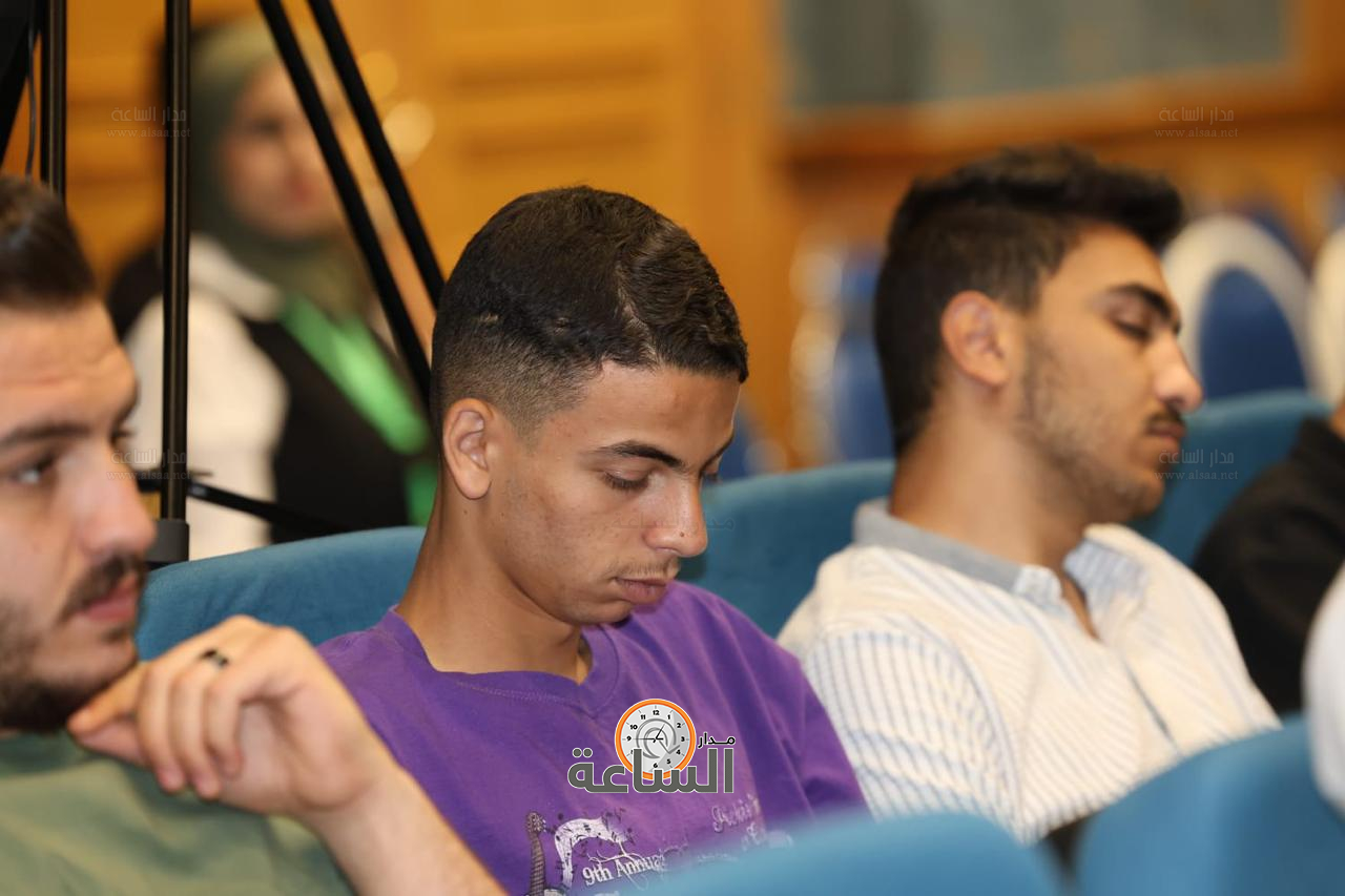 Madar Al-Saa Images 0.9989992211230149