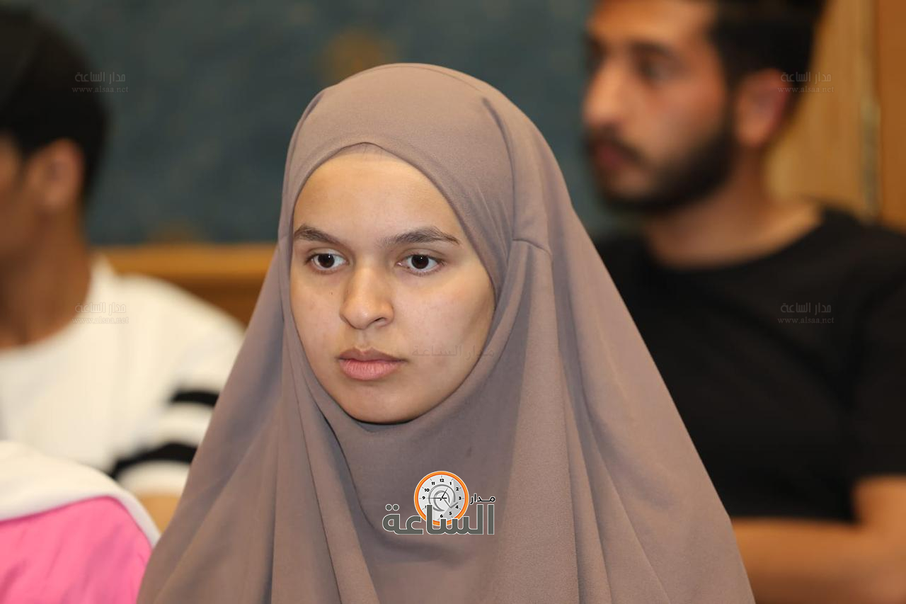 Madar Al-Saa Images 0.4229706096968182