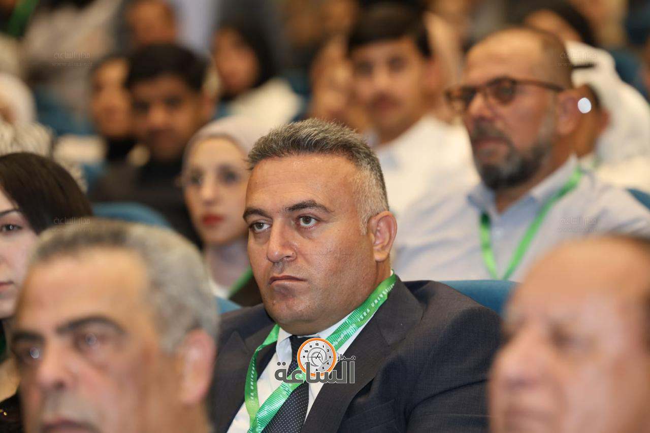 Madar Al-Saa Images 0.9790596472884643