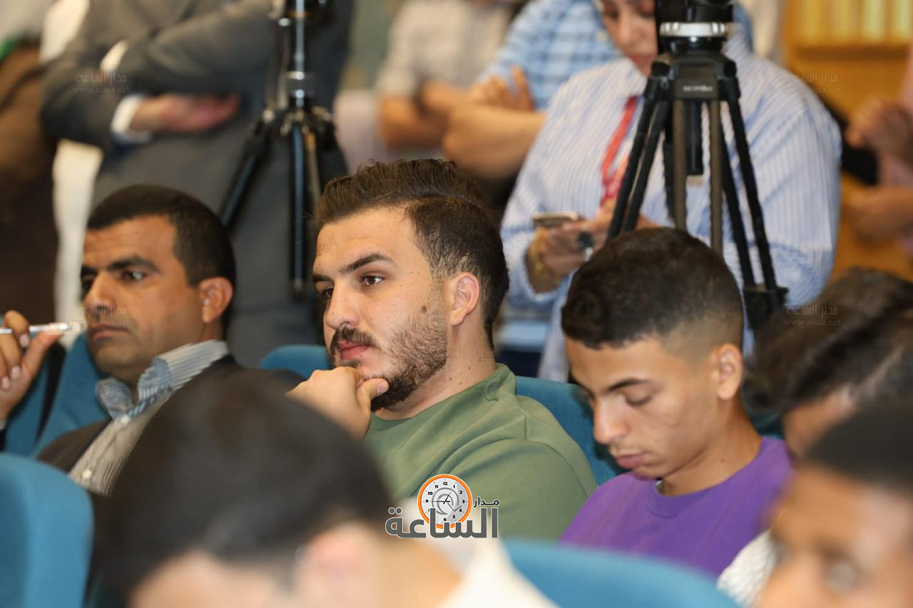 Madar Al-Saa Images 0.8595089979940265