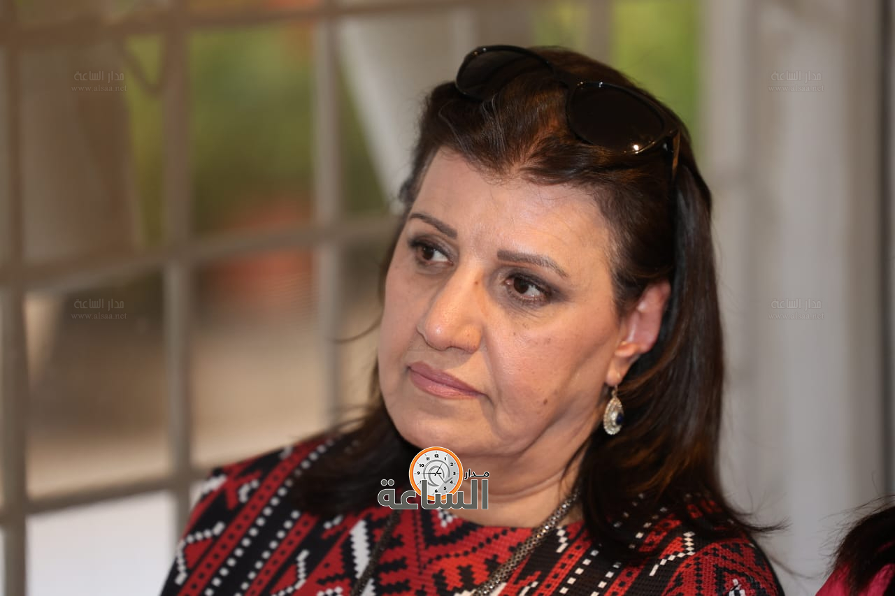 Madar Al-Saa Images 0.16796859437796496