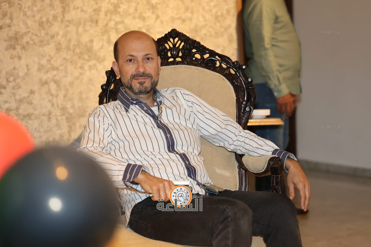 Madar Al-Saa Images 0.10599132693584956