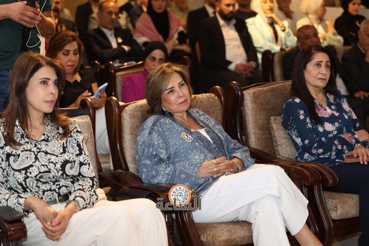 Madar Al-Saa Images 0.30356469241696993