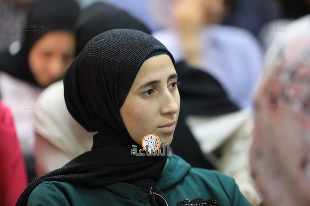 Madar Al-Saa Images 0.9735948326283116