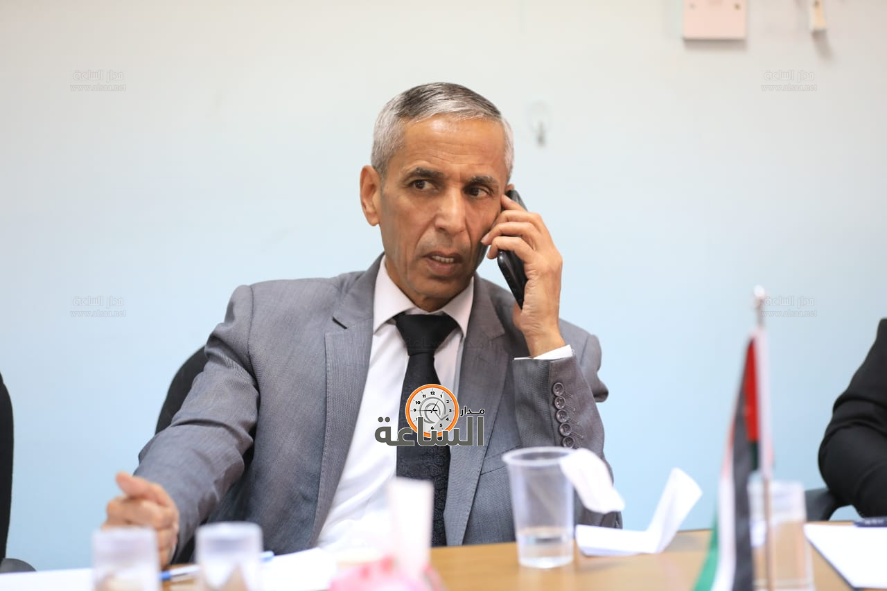 Madar Al-Saa Images 0.3758105698126426