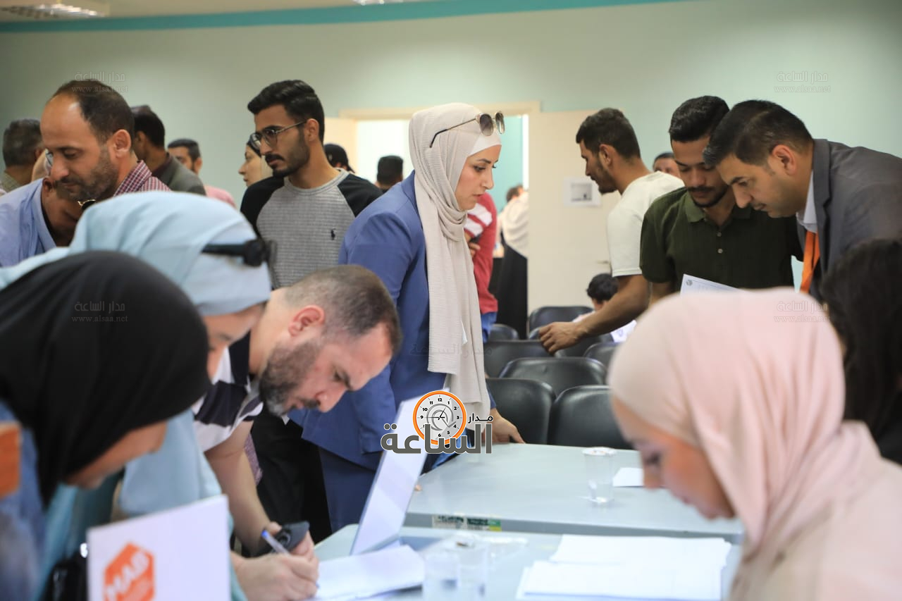 Madar Al-Saa Images 0.7134281884184368