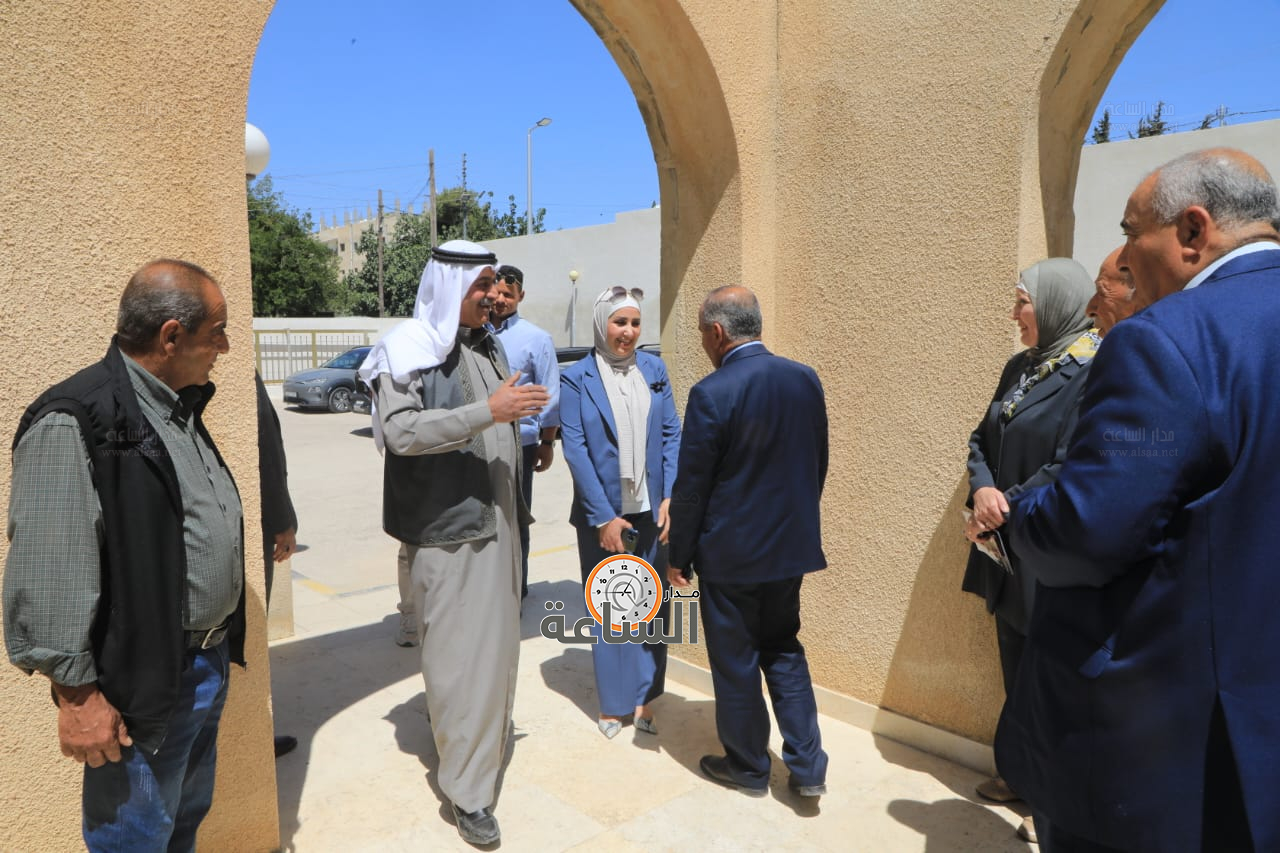 Madar Al-Saa Images 0.19390633805024837