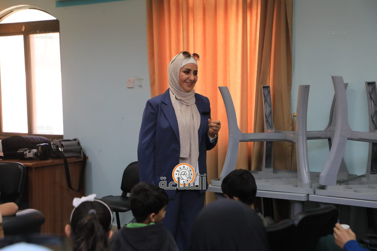 Madar Al-Saa Images 0.33885472531748817