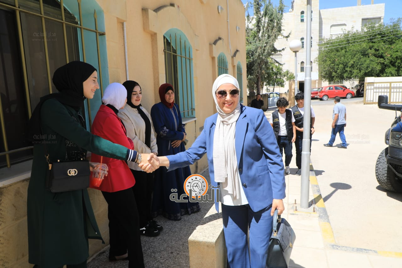 Madar Al-Saa Images 0.630417300680854