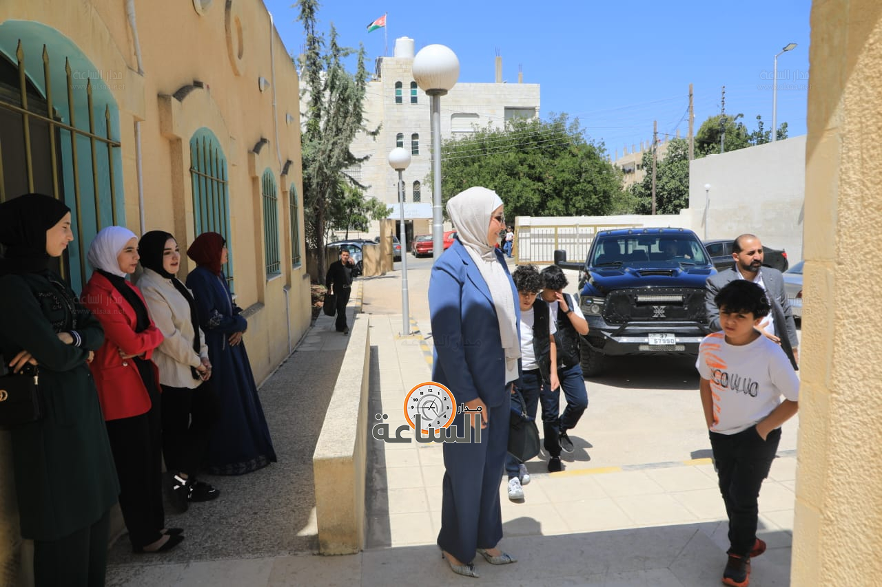 Madar Al-Saa Images 0.18982095720232106