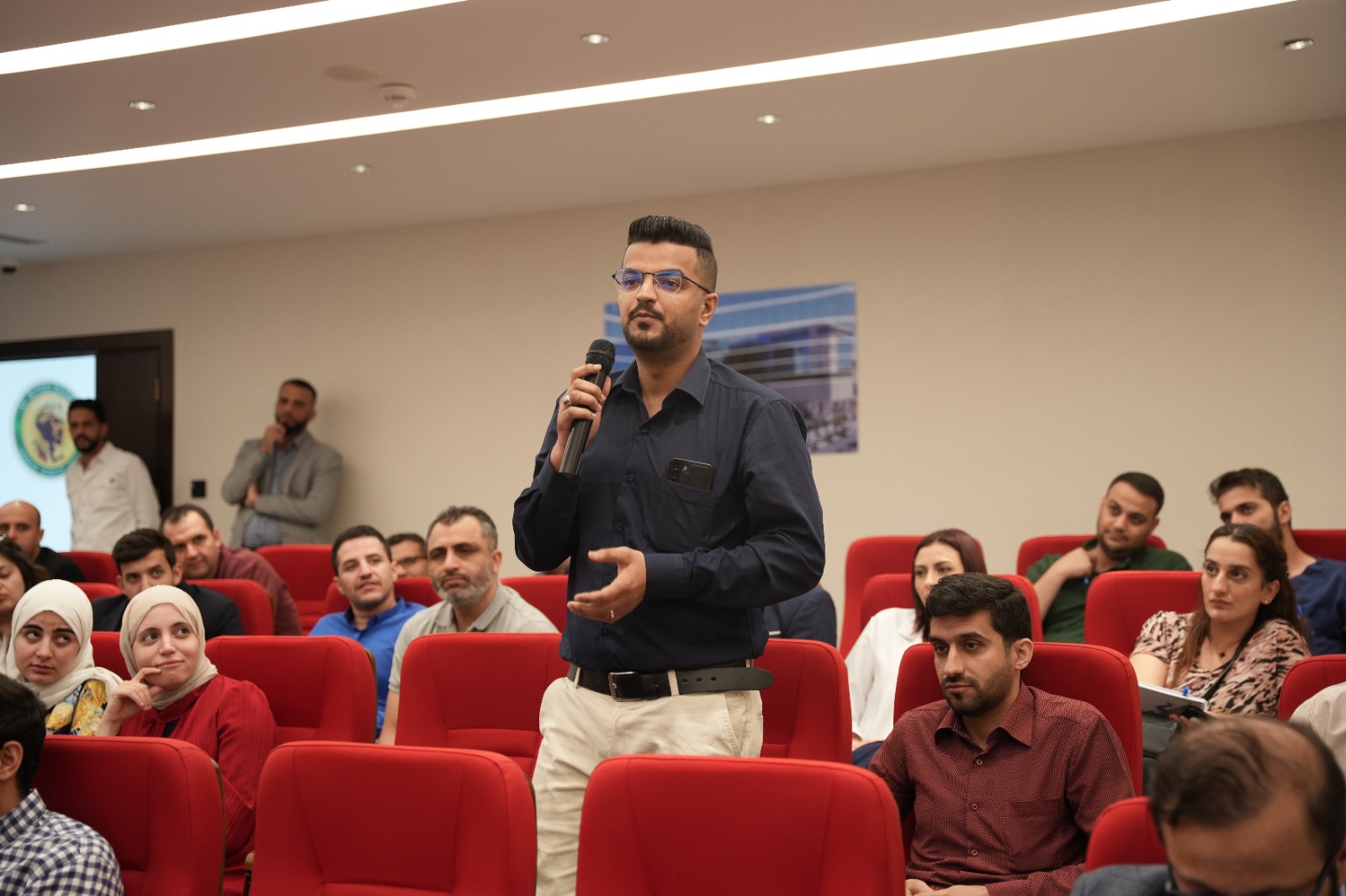 Madar Al-Saa Images 0.8508324856084769