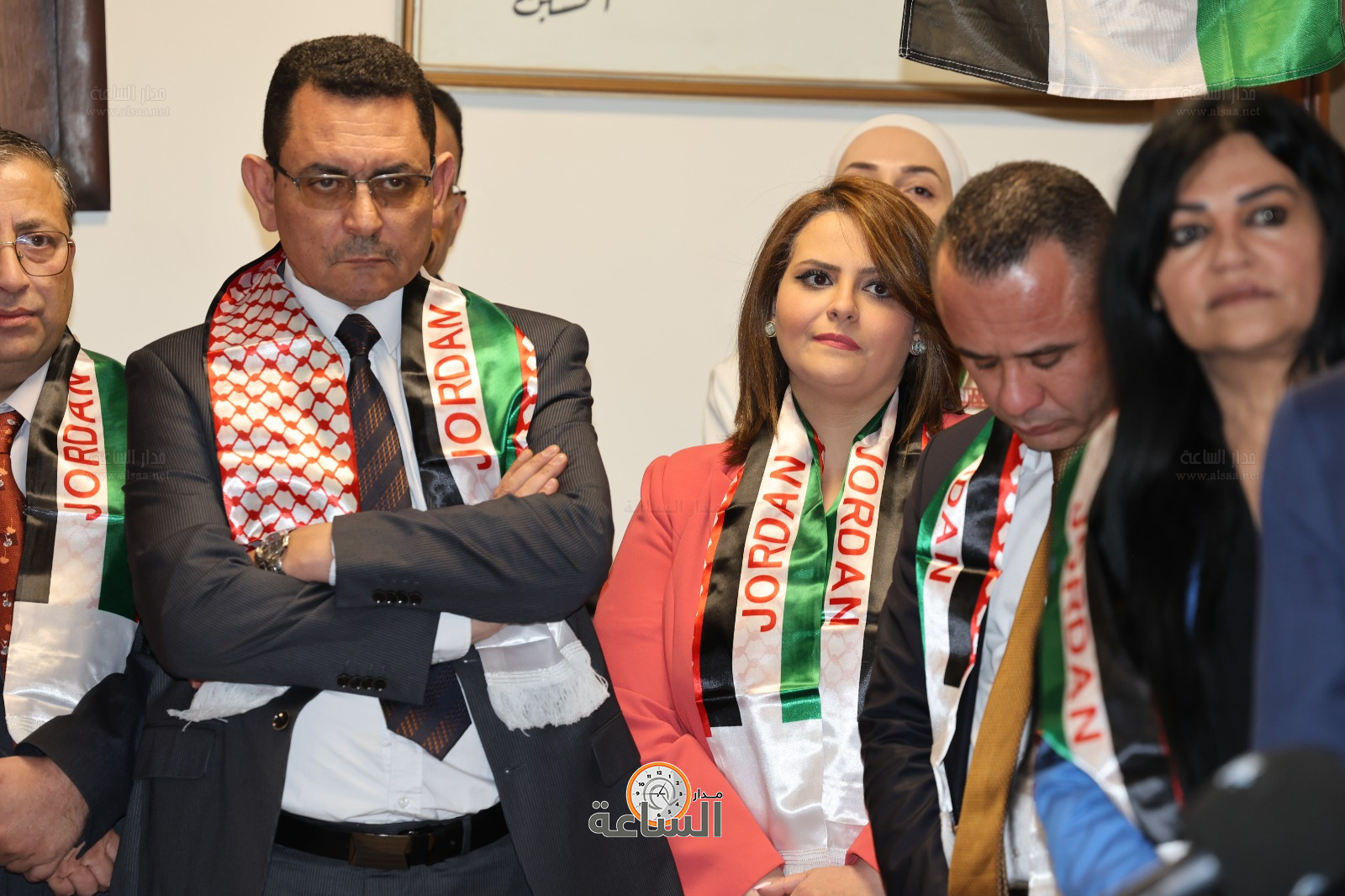 Madar Al-Saa Images 0.30390567134269264