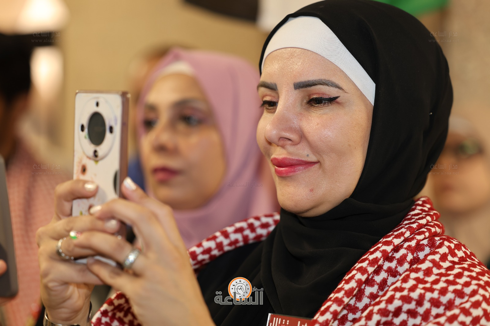 Madar Al-Saa Images 0.6723328414068556