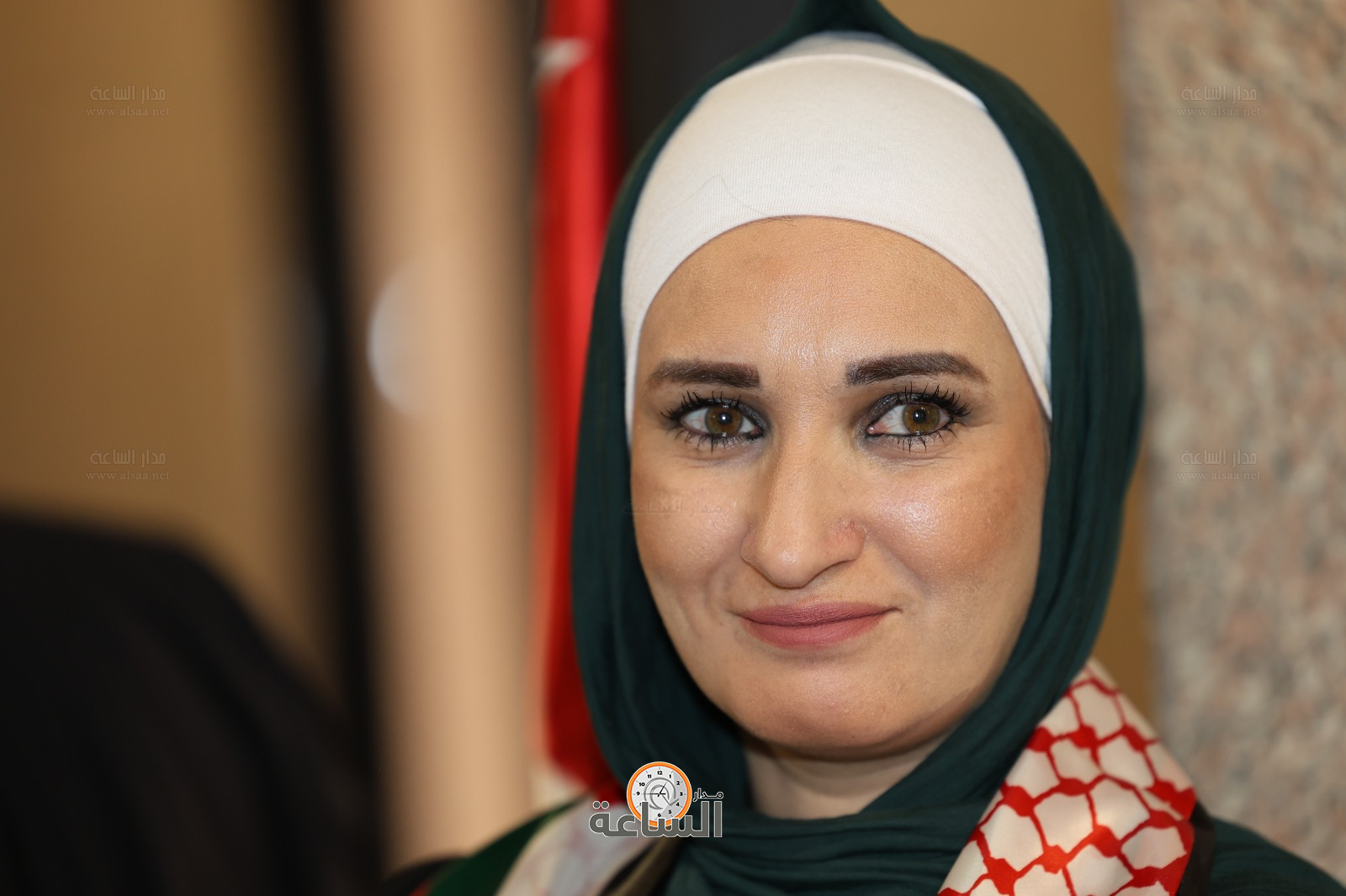 Madar Al-Saa Images 0.41010860856469145