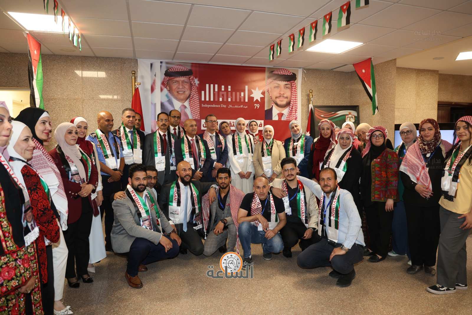 Madar Al-Saa Images 0.03843255169858162