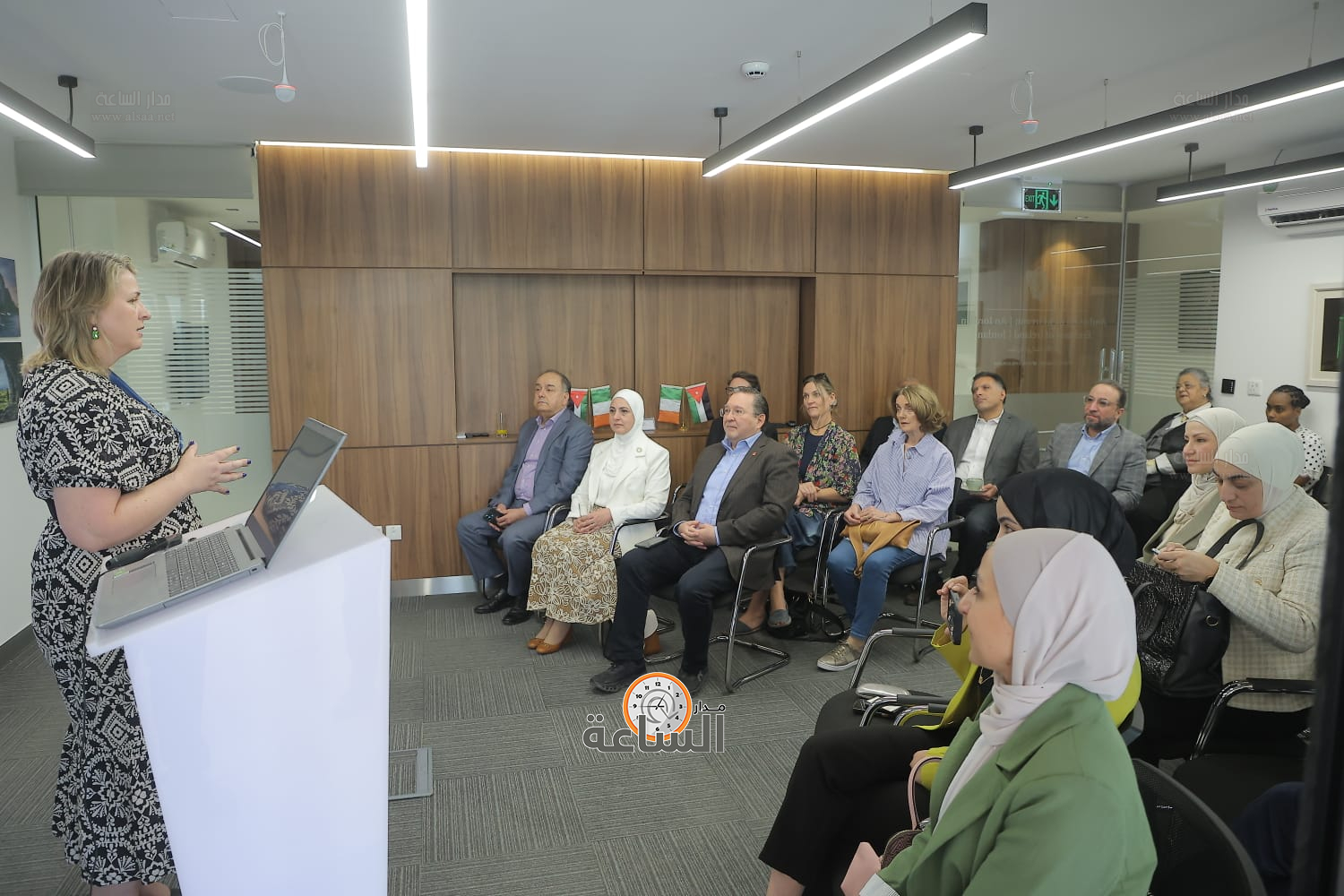 Madar Al-Saa Images 0.8786720692672756