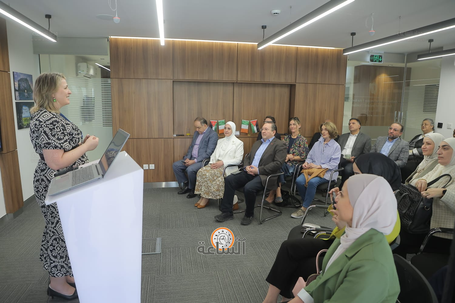 Madar Al-Saa Images 0.9246665368407366