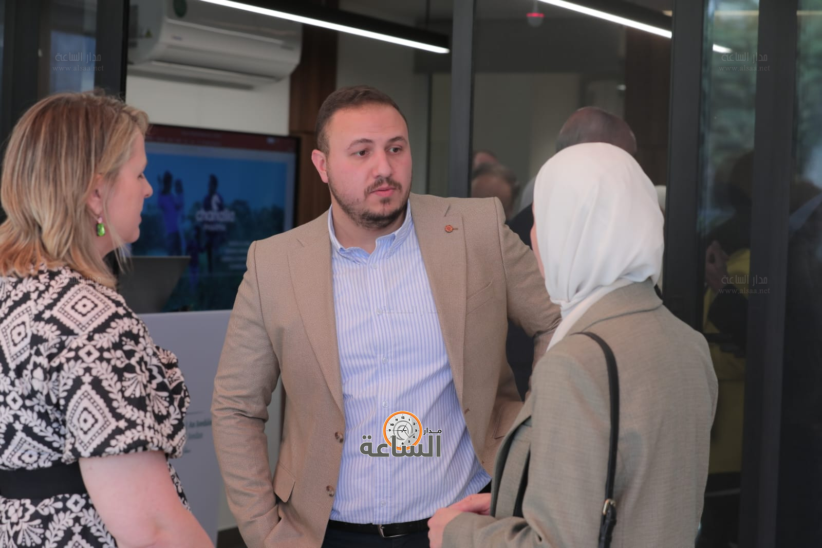 Madar Al-Saa Images 0.2013184549960515