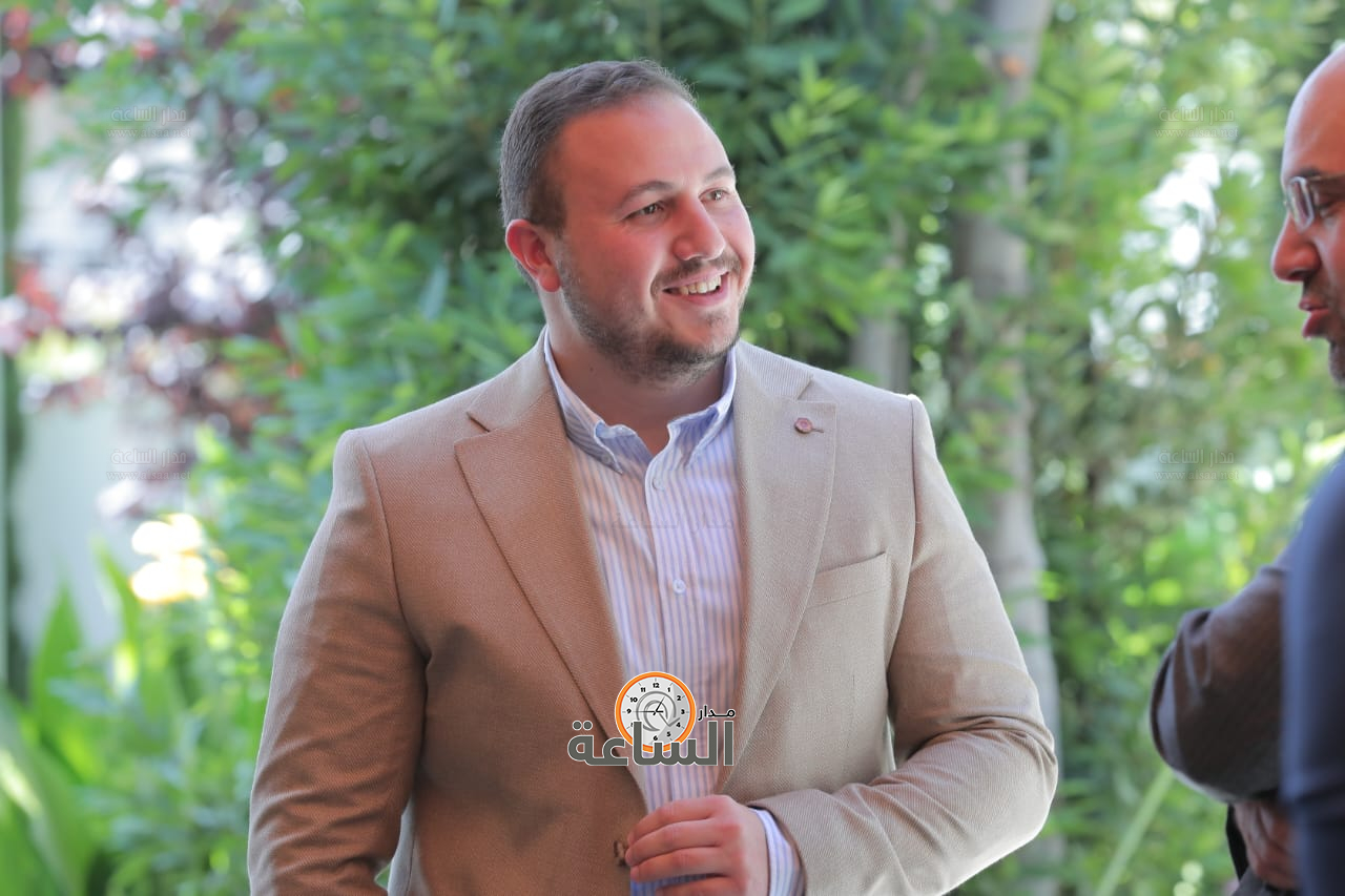 Madar Al-Saa Images 0.18351656816305817