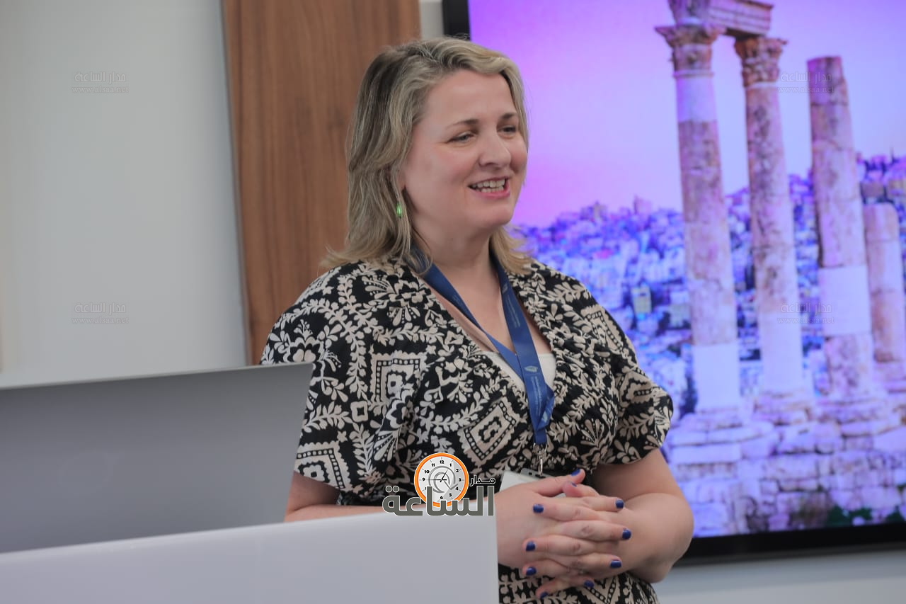 Madar Al-Saa Images 0.8804096007749074