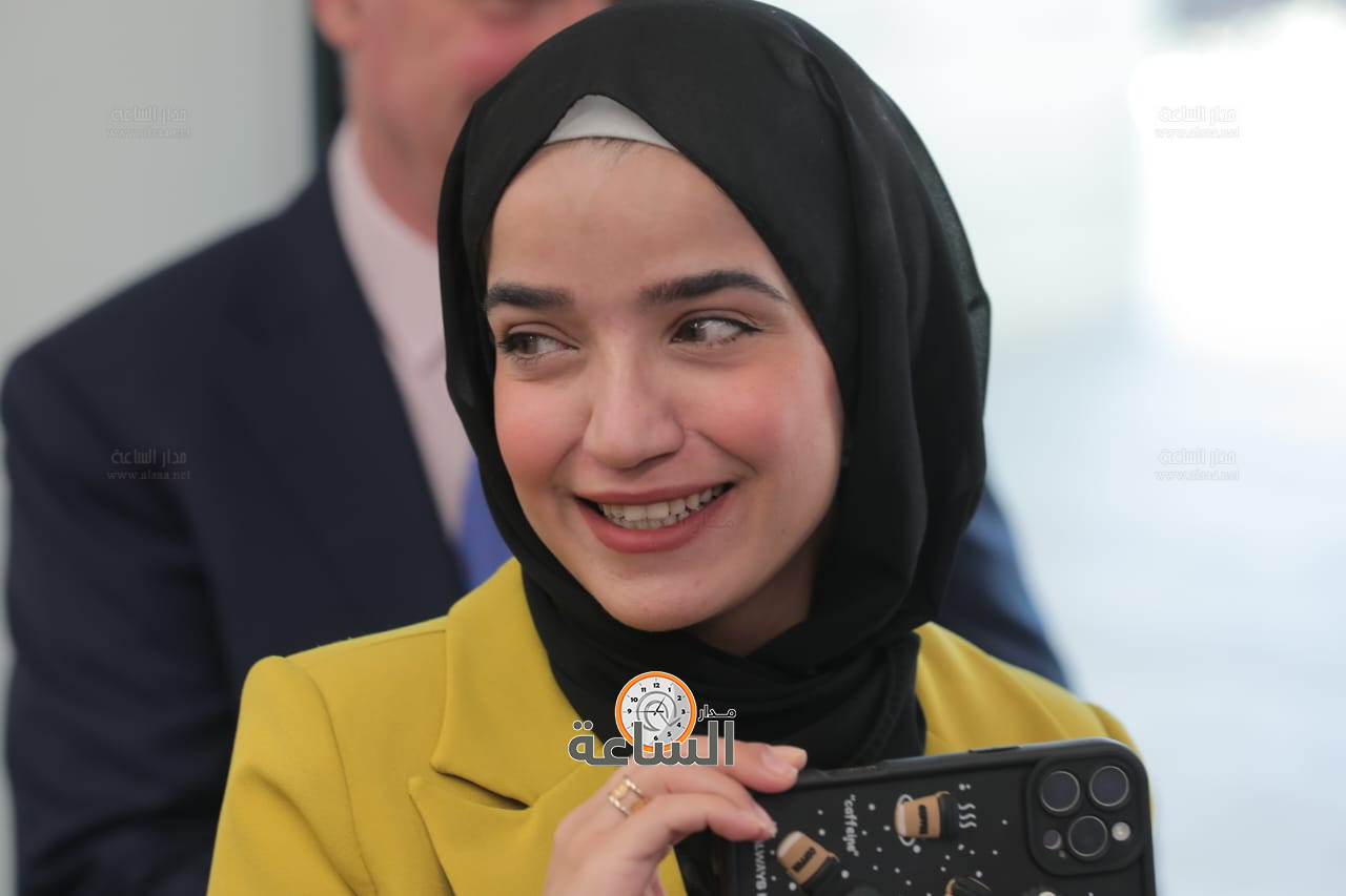 Madar Al-Saa Images 0.12526635102453154