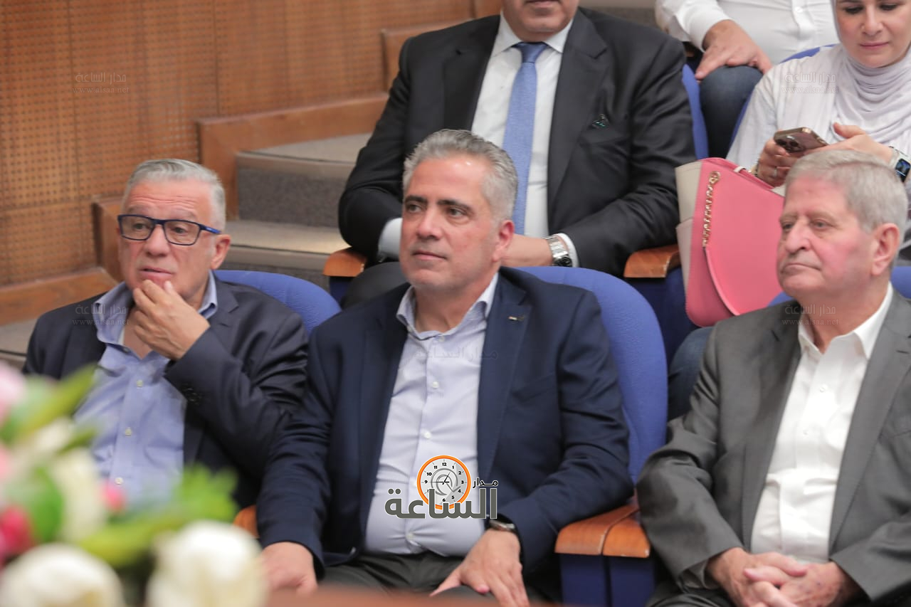 Madar Al-Saa Images 0.8116099610684747