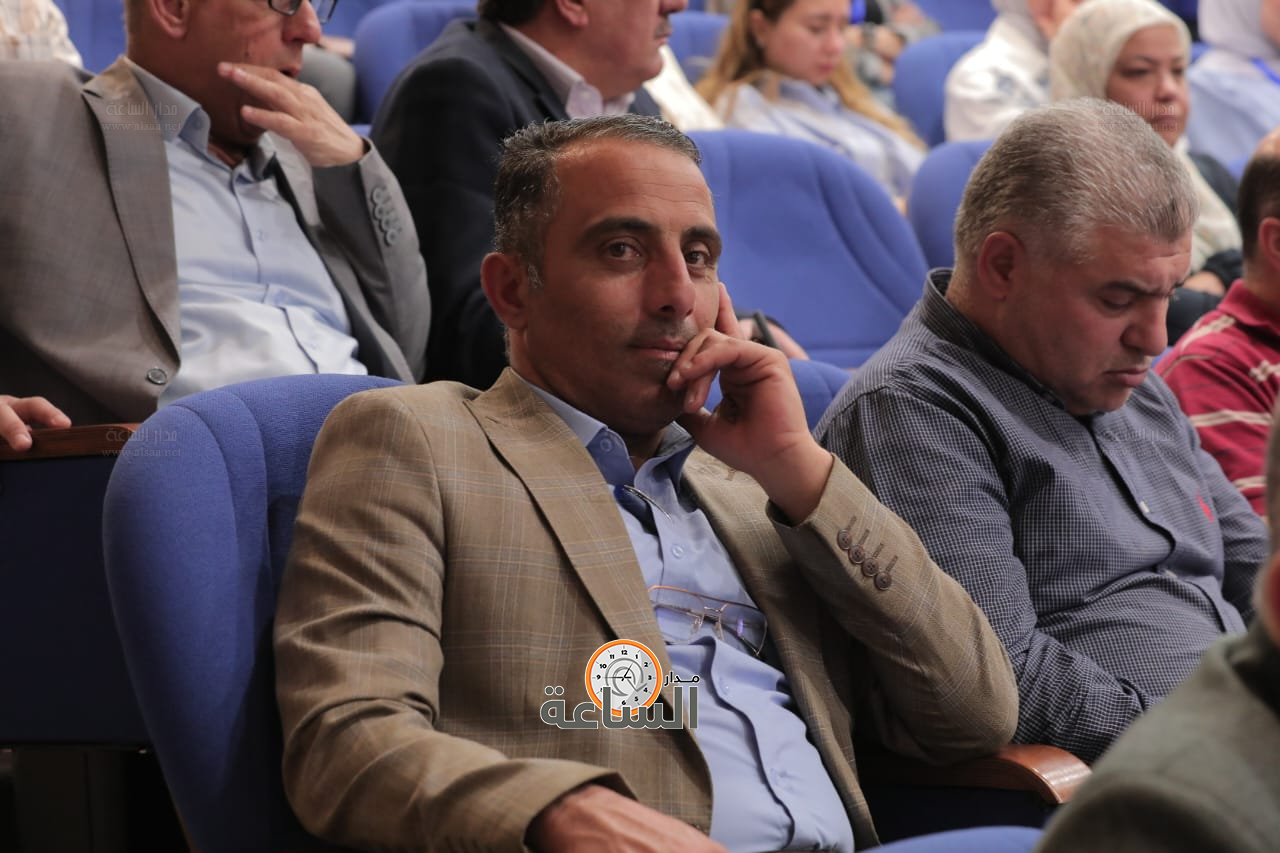 Madar Al-Saa Images 0.46087629232904503