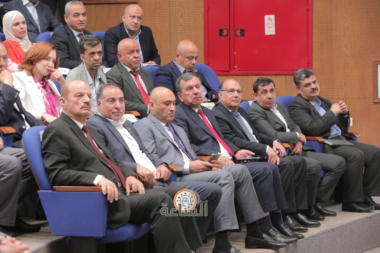 Madar Al-Saa Images 0.2441901471976171