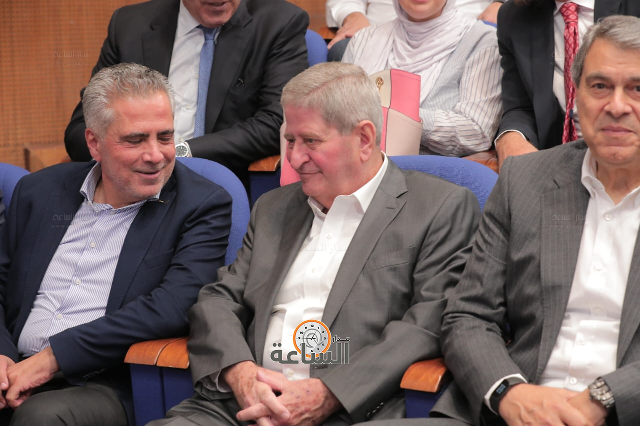 Madar Al-Saa Images 0.10493461678198279