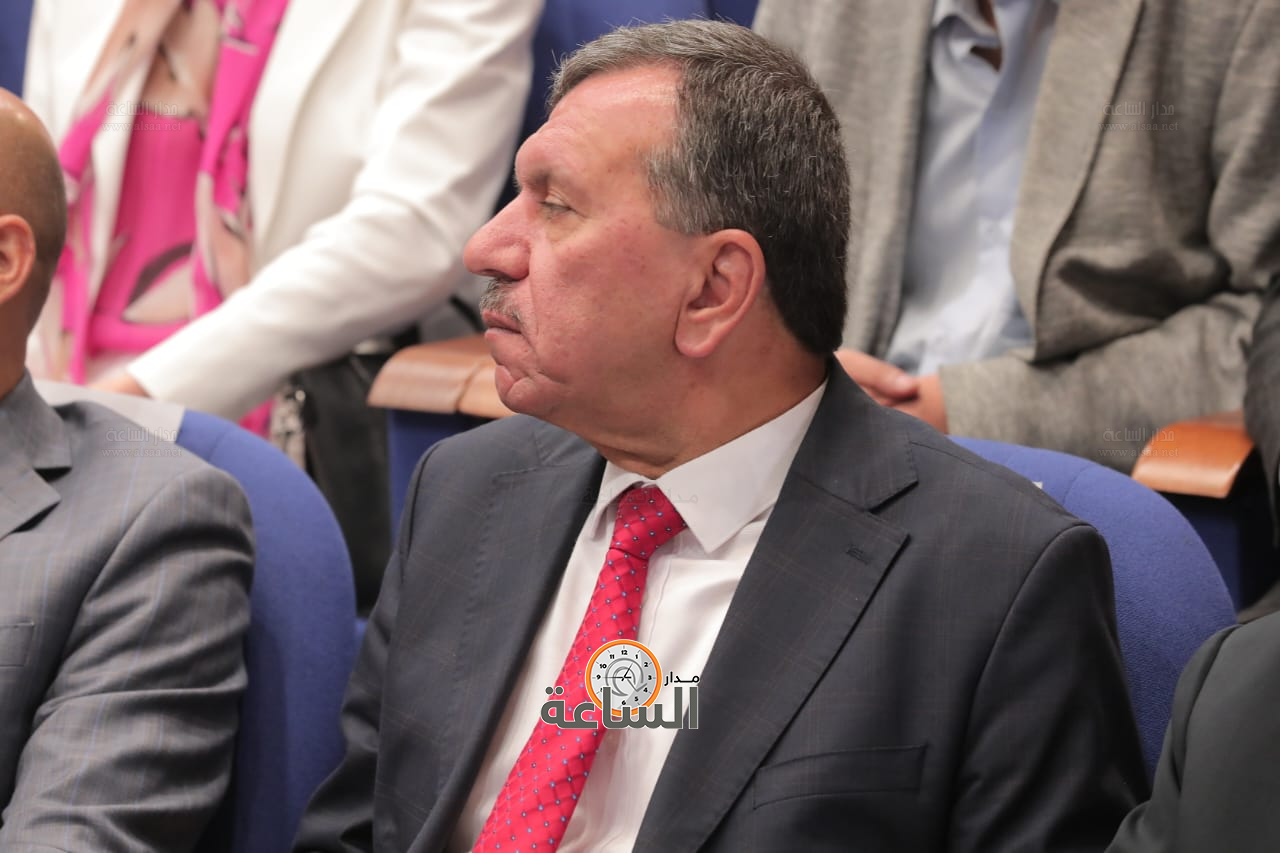 Madar Al-Saa Images 0.0736449925248237