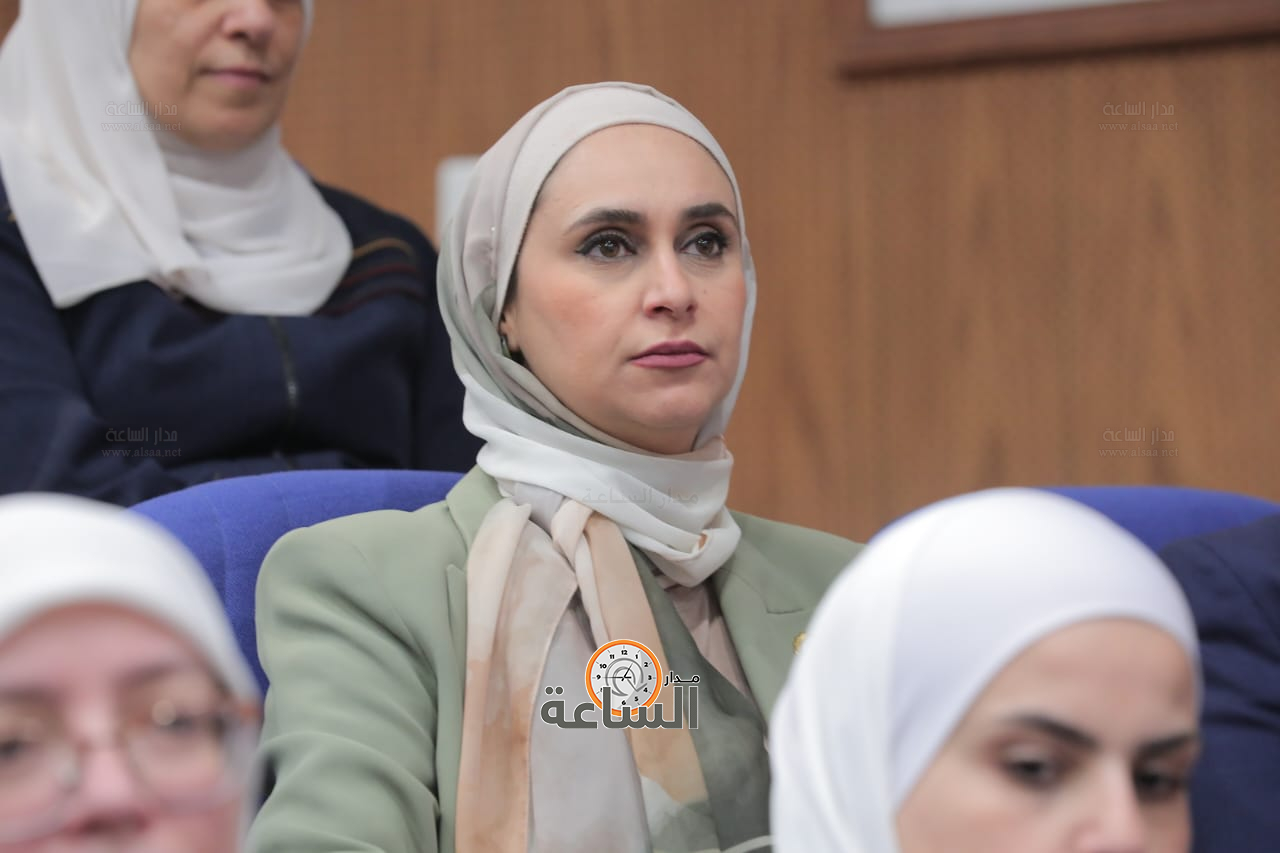 Madar Al-Saa Images 0.14888683510405087