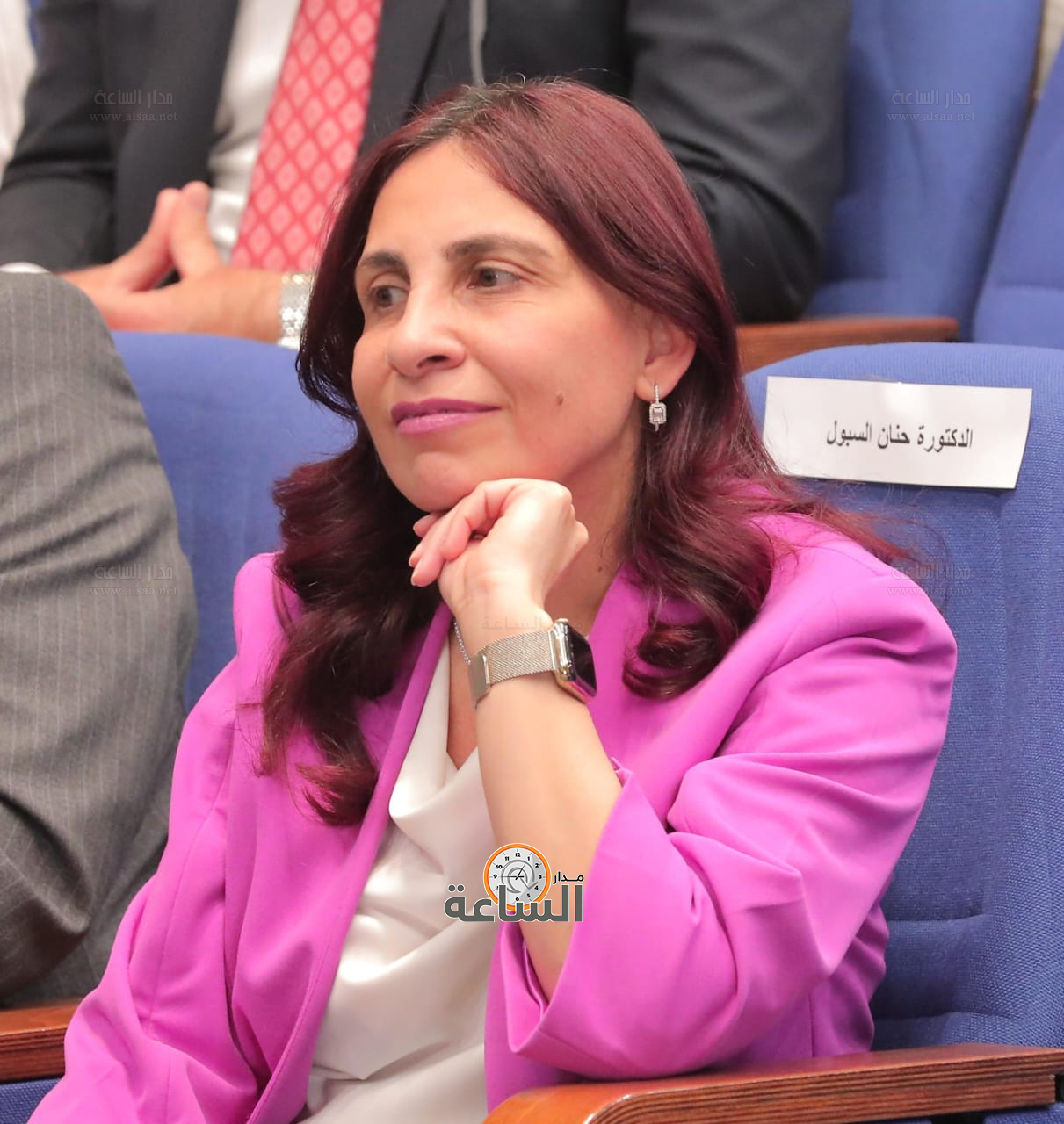 Madar Al-Saa Images 0.4502016475545777